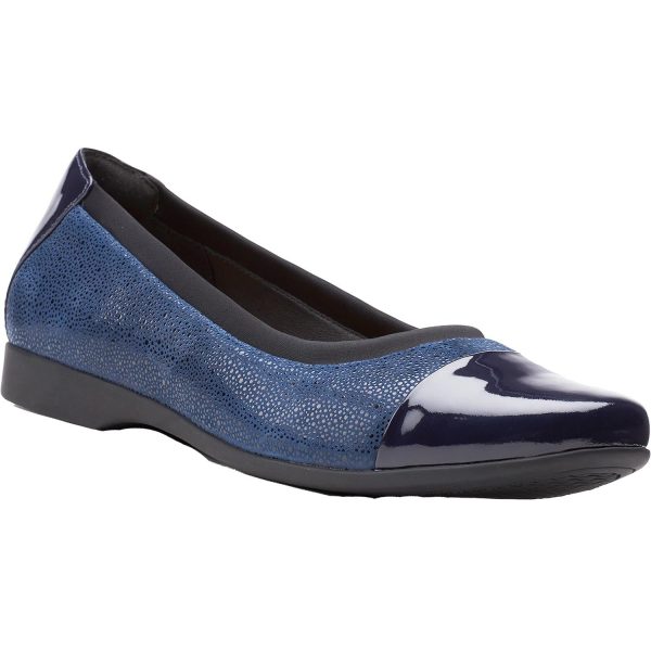 Women s Clarks Un Darcey Cap 2 Navy Combi Leather For Cheap