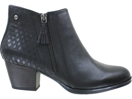 Women s Earth Osprey Black Brush Off Leather on Sale